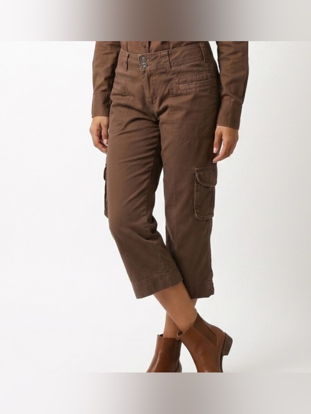 TOMMY HILFIGER Brown Cargo Capris w/Side, Rear&Leg pockets. Ankle Zippers too.